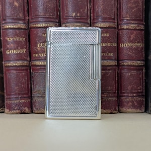 Briquet ST Dupont Ligne 1 BS plaqué argent.