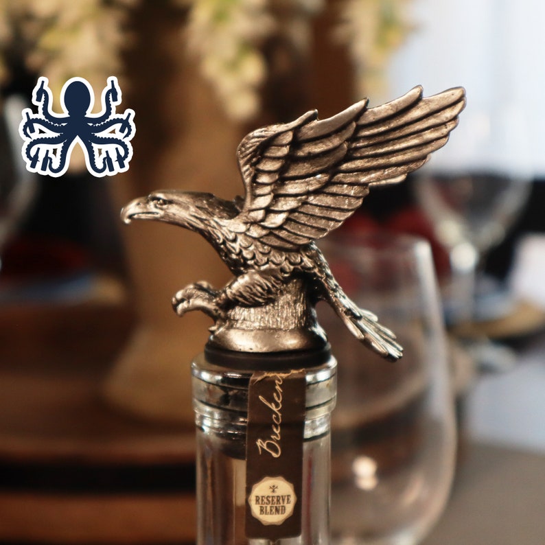 Party Pourer Soaring Eagle Wine Whiskey and Tequila Pourer Spout and