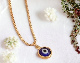 Blue Turkish Evil Eye Pendant Necklace, Minimalist Chain (1.2 cm)