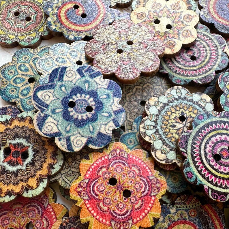 50-100 pcs Whole Sale Mix of Colorful Buttons, Bulk Wooden Buttons. 0.75, 1 inch sizes. Vintage Buttons, Sewing, Notions, Painted Buttons. image 2