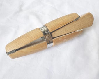 Morsetto per anelli in legno resistente. Per il fissaggio degli anelli. Strumenti per la creazione di gioielli.