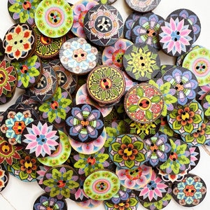 50-100 pcs Whole Sale Mix of Colorful Buttons, Bulk Wooden Buttons. 0.75, 1 inch sizes. Painted Buttons.Vintage Buttons, Sewing Supplies.