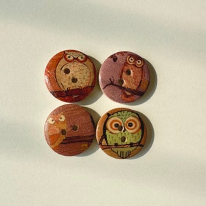 50-100 pcs Owl Pattern Mix Buttons, Bulk Wooden Buttons. 0.75 sizes. Vintage Buttons, Sewing Notions.Sewing Buttons. image 4