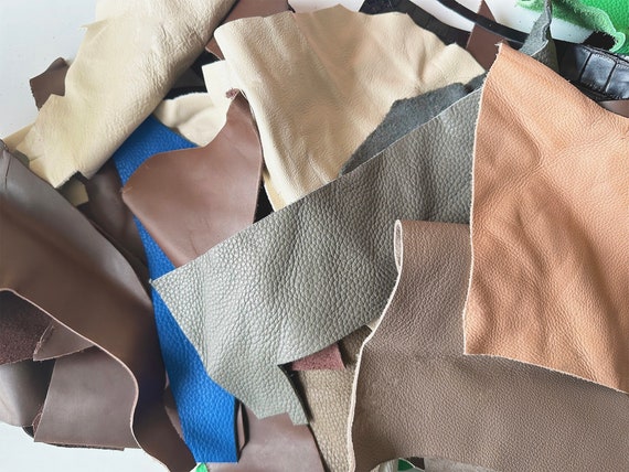 0.5- 1 LB Top Layer Leather Premium Full Cowhide Leather ScrapsMedium & Large Size Pieces 3"x6" or larger.Leather Crafting,Black Leather