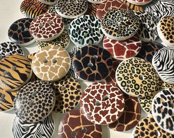 50-100 pcs Animal Pattern Mix Buttons.3 Size Available. Bulk Wooden Buttons. 0.6-1 sizes.   Vintage Buttons, Sewing Notions.  Sewing Buttons