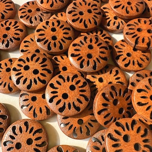 50-100 pcs Whole Sale Chrysanthemum Buttons, 3 Size Available. Bulk Wooden Buttons. 0.75, 1 inch sizes. Vintage Buttons, Classic Buttons image 1