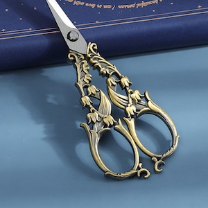 Garden Embroidery Scissors.5 color for choose. Antique Vintage Style Quilting Scissors.Beautiful Sewing Gift or Quilting Gift.Small scissors zdjęcie 5