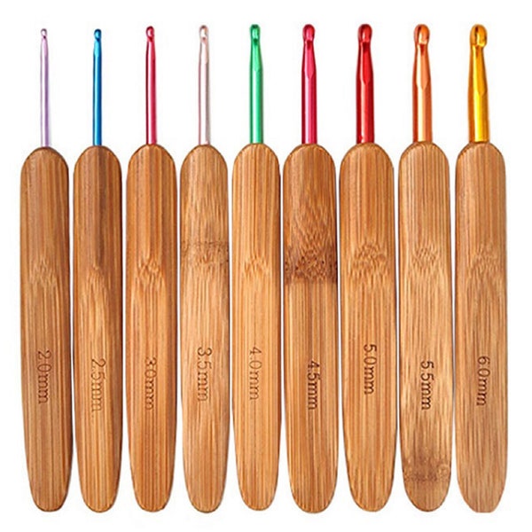 Bamboos Grip Handle Crochet Hooks Set.9 Sizes in 1.Crochet hook set.Gift for Crocheter.Yarn Crochet Hooks.