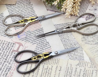 Retro Ripple Handle Decorative Embroidery Scissors in 6 colors. Vintage Scissors, Sewing Scissors.Thread Scissors.