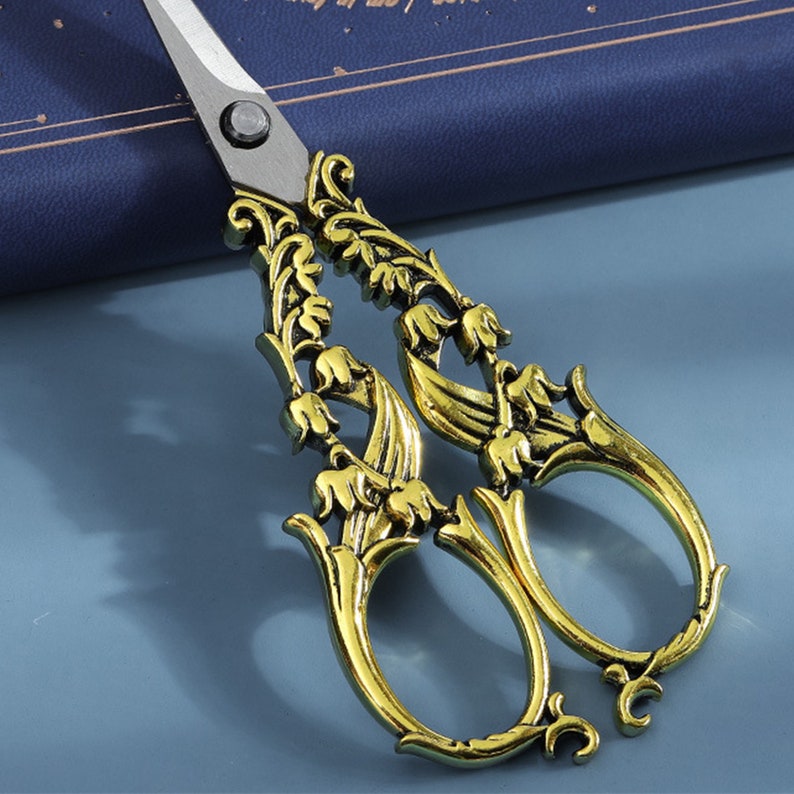 Garden Embroidery Scissors.5 color for choose. Antique Vintage Style Quilting Scissors.Beautiful Sewing Gift or Quilting Gift.Small scissors zdjęcie 4