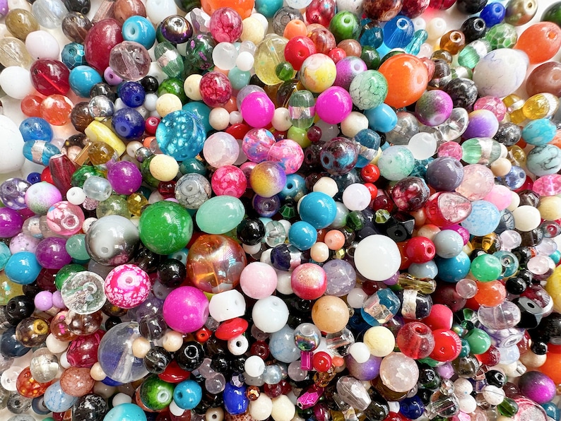 500-1000 pcs assorted crystal mixture beads. 3mm-12mm Jesse James Glass Crystal Beads Mix Random Pick Batch. Mix Size. zdjęcie 1