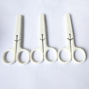 White Sewing Scissors With Lid, Thread Snippers, Mini Clippers, Small ...