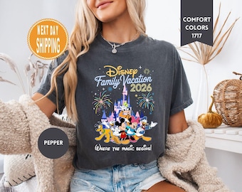 Comfort Colors® Disney Family Vacation 2026, Disneyland Family Trip, Mickey and Friends-T-shirt