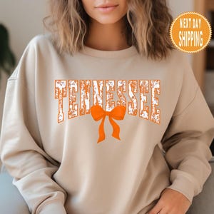 Tennessee Sweatshirt, Tennessee T-Shirts, Vintage Tennessee, Tennessee Travel Gift, Tennessee Game Day, Retro Style Hoodie, Retro Tennessee