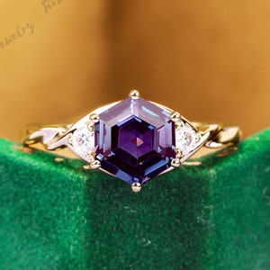 Vintage Twist Ring Hexagon Cut Alexandrite Engagement Ring Change Colour Stone Solid Yellow Gold Ring Moissanite Cluster Ring Wedding Ring