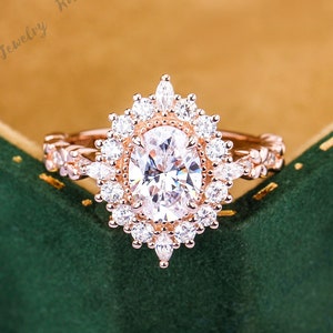 Oval 1.5ct Moissanite Engagement Ring Art Deco Starburst Solid Gold Ring For Women Halo Moissanite Bridal Ring Anniversary Ring Gift for her