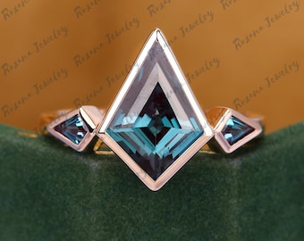 Kite shape alexandrite engagement ring Vintage three stones bridal ring Unique change color stone wedding ring Anniversary gifts for women
