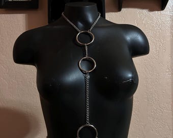 Chain chest harness