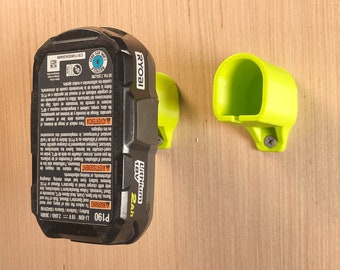Ryobi 18v ONE+ Batteri Väggfästen, Skruva Direkt i Vägg, Även Avstånd mellan Pegboards, Hållare, Galge, Organiserare, Robust, 18 Volt av Supgrades
