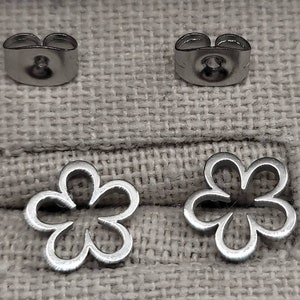 Flowers Post Earrings