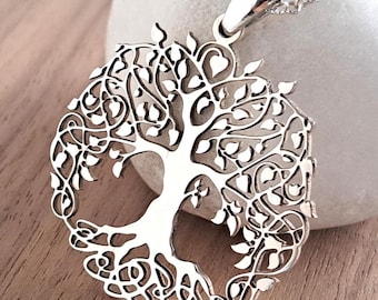 Acquista ora Stroili - Collana Albero Della Vita In Argento 925 E Zirconi | Alba Gioielli