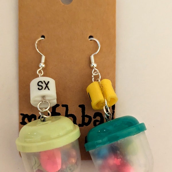 Capsule earrings