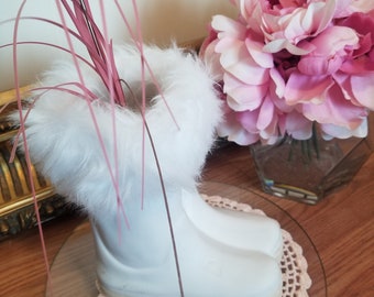 Y2K White Boots Vase Faux Fur Ceramic Kitsch Weird Stuff Girls