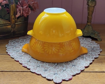 Vintage Set of 2 Pyrex Daisy Cinderella Bowl Orange #442 & # 441