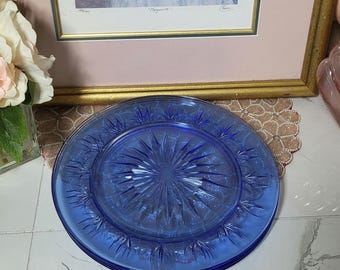 Platos llanos de cristal vintage Avon “American Blue Cobalt” – Corte en forma de estrella – Juego de 4 – 26 cm (10,25 pulgadas)
