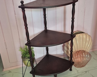 Tavolino d'appoggio a 3 ripiani in noce massello, stile classico americano anni '70, con ripiano, tavolino per telefono e porta piante.