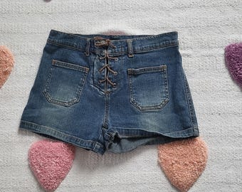Mini shorts vintage con lacci, taglie S - XS, di Jonathan G.