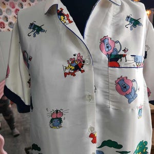 Vintage White and Blue Unisex Silk Blouse. Jungle Pastel Color Design. Size S/M.