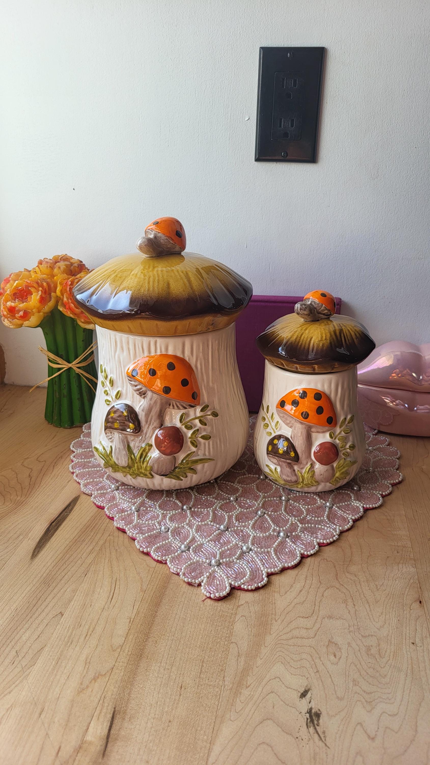 ビンテージ 1950年代 陶器製 クッキージャー 蓋付き・ビスケット保存用