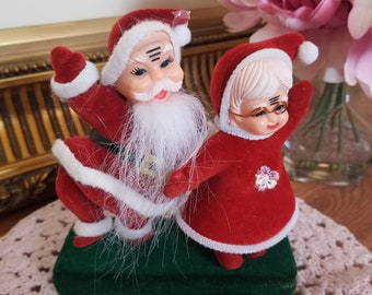 M. & Mrs. Santa Claus figurine Vintage Christmas decoration Holidays decor Vintage flocked ornament Mid Century