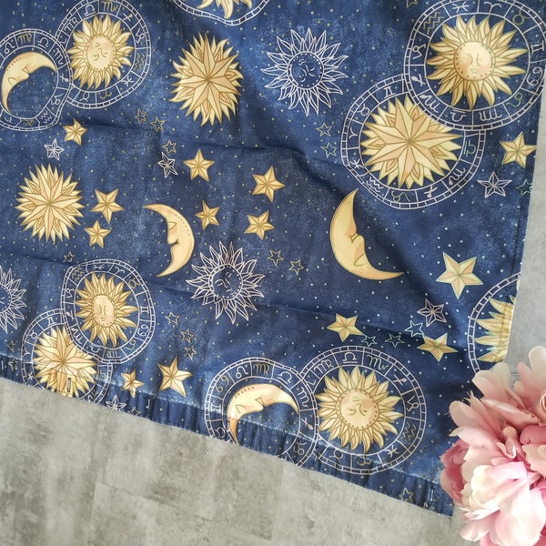 Cortinas de ducha de astrología celestial vintage de los años 90 con sol, luna y estrellas / oro y azul / retro / MCM / decoración del baño