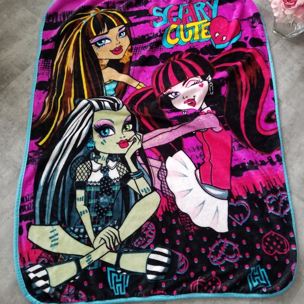 MONSTER HIGH cobertura polar effrayante mignonne si douce bien aimée 54" x 36