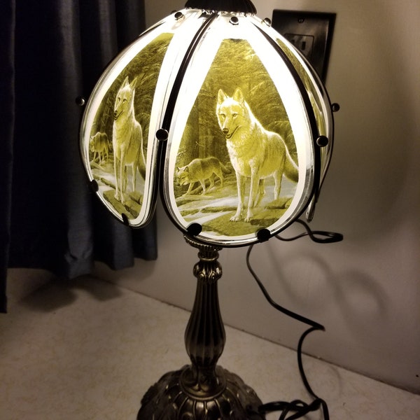 Vintage Wolf Table Lamp