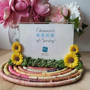 Vintage Y2K Ceramic 3D Sunflower picture frame- yellow green and brown
