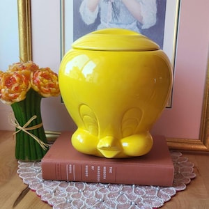 Tweety cookie jar - Etsy 日本