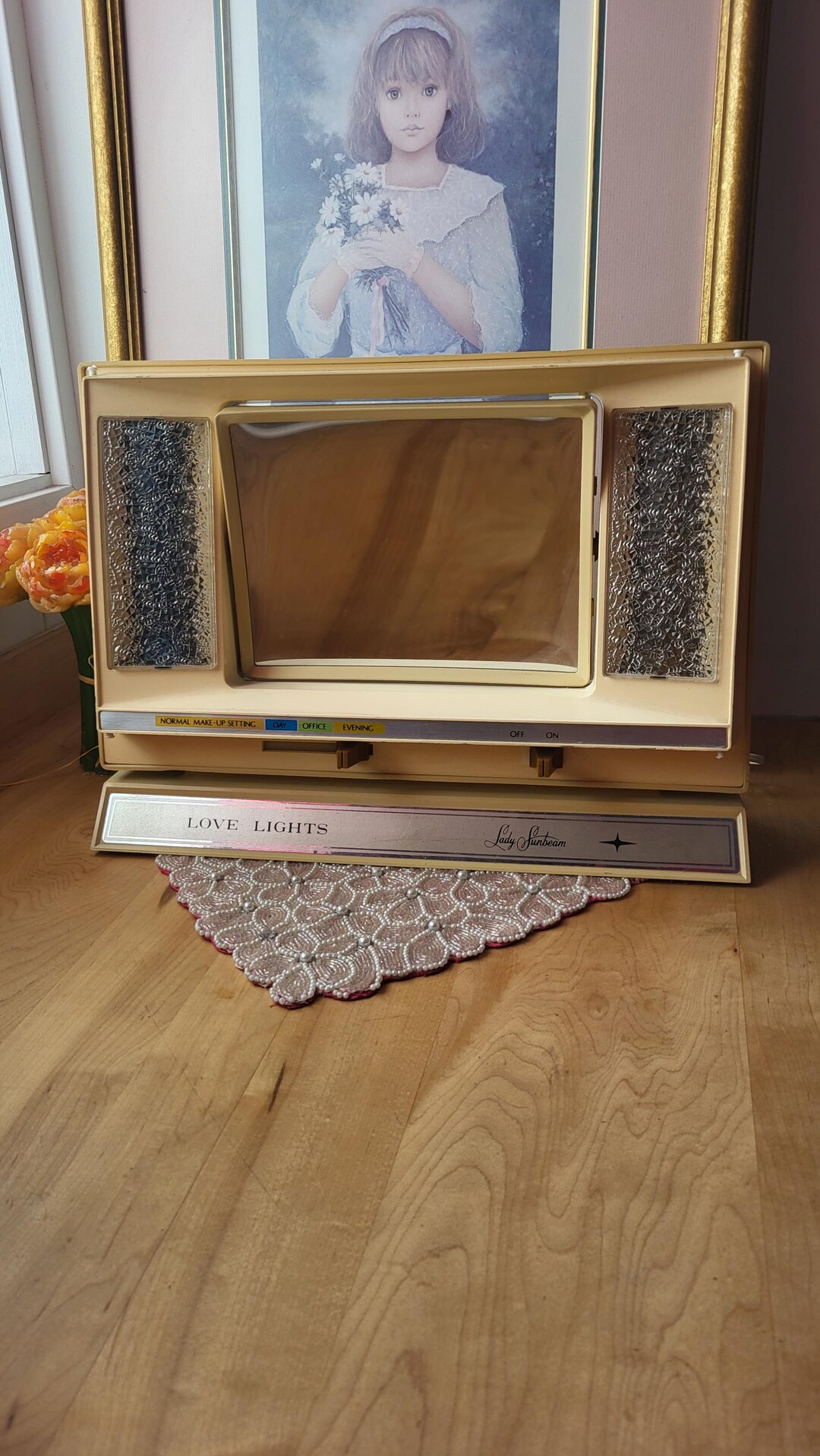 Vintage Lady Sunbeam Love Lights Electric Mirror Home Travel