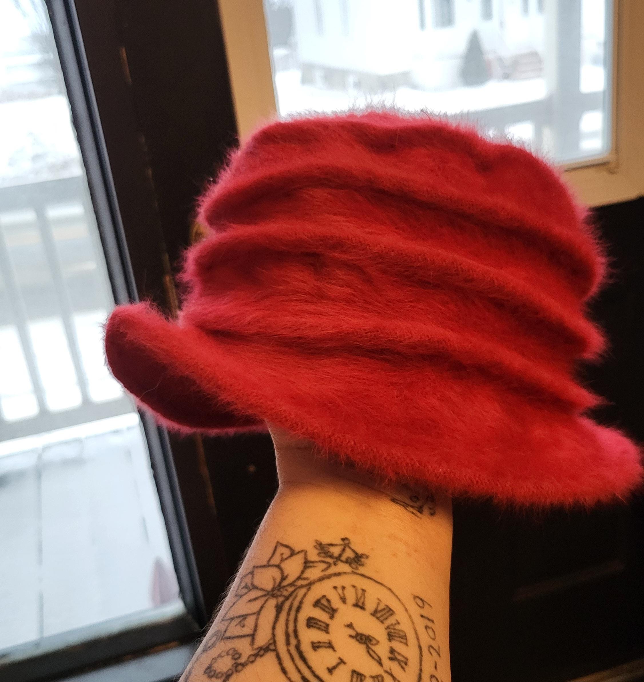 BLOOMINGDALE’S Vintage Felt Classic Cloche Hat in Red vintage ladies cloche hat — Miss Fitt & Co. ~ Moss Fête main image 2