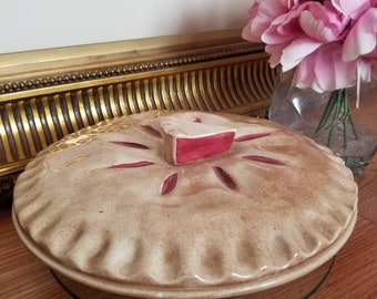 Vintage Cherry or Strawberry Pie Keeper Vintage Ceramic Pie Holder Vintage Pie Carrier Vintage Pie Dish Vintag Pie Plate Vintage Pie Pan