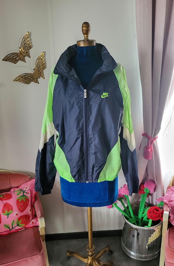 lime green nike windbreaker