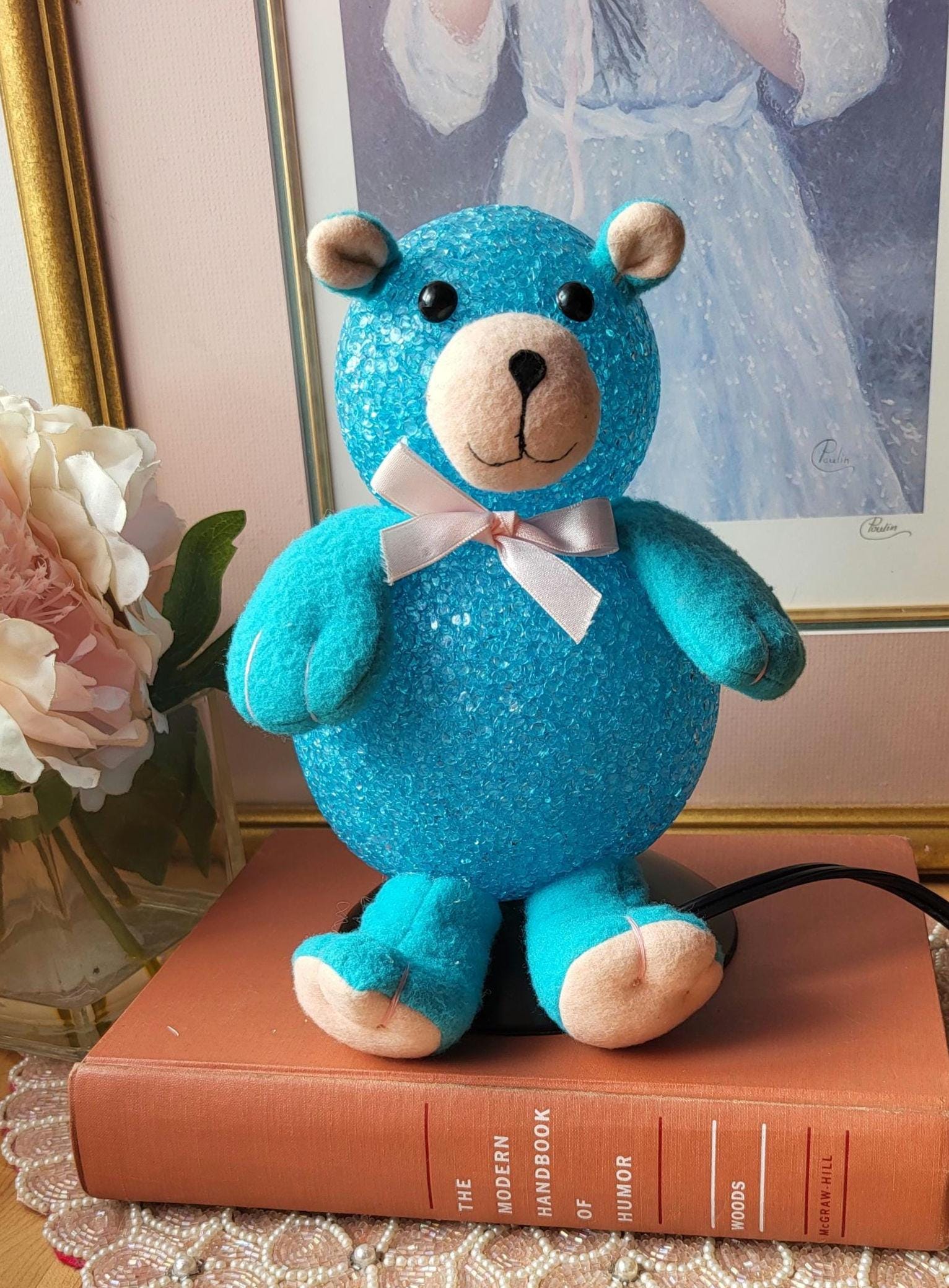 Vintage Y2K Retro Lamp, Blue Jelly Bear Stuffed Lamp, Table Lamp