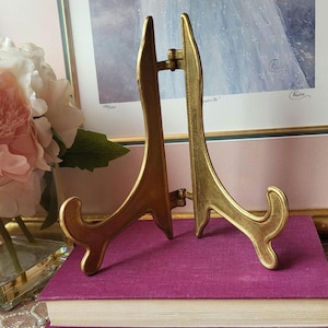 Vintage Brass Icon Holder, Vintage Brass Plate Stand, Brass Plate Display