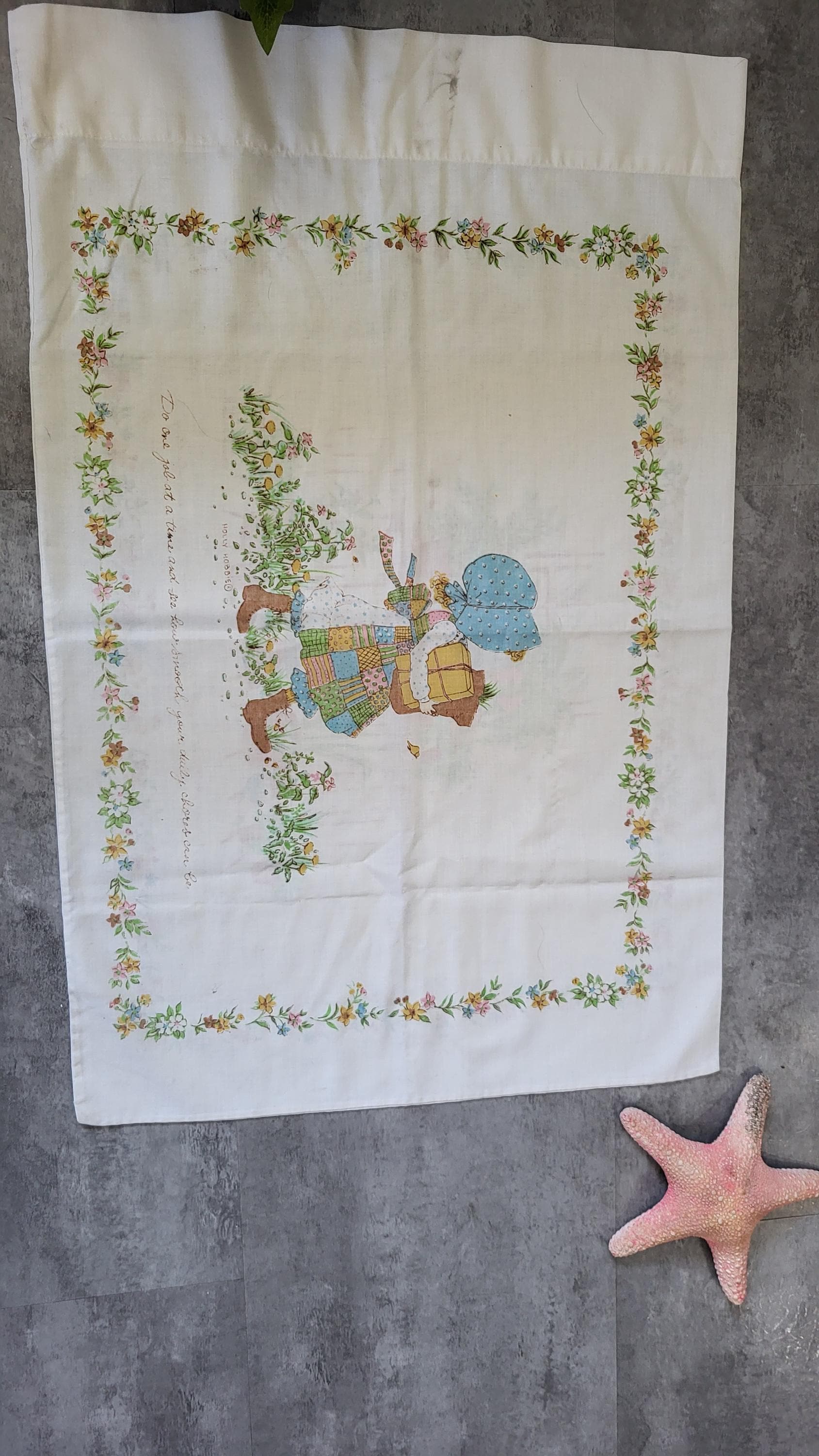 Holly Hobbie Vintage Twin Size Pillow Case & Fitted Sheet Morgan