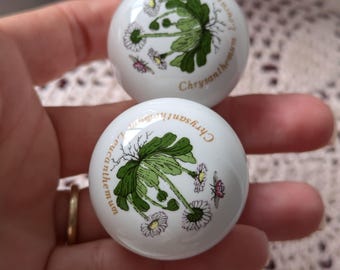 Vintage Botanic Garden Chrysanthemum Ceramic Drawer Cabinet Pull Knob Set of 2