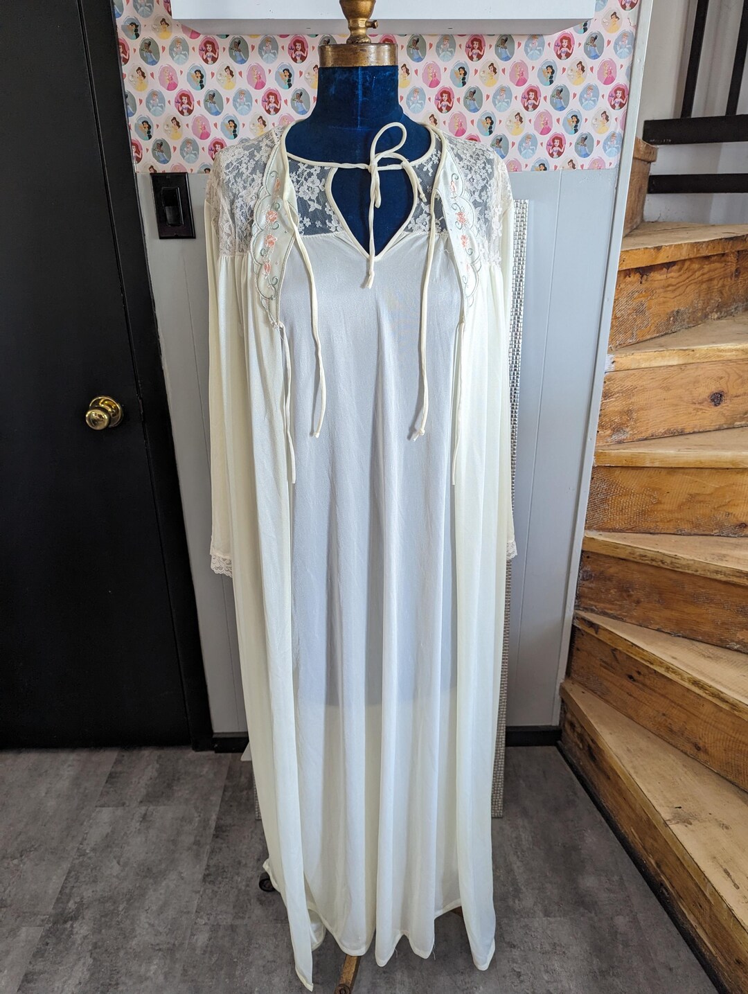 Vintage 70s Lacy Peignoir and Nightgown Set in Sweet Cream Yellow Size ...