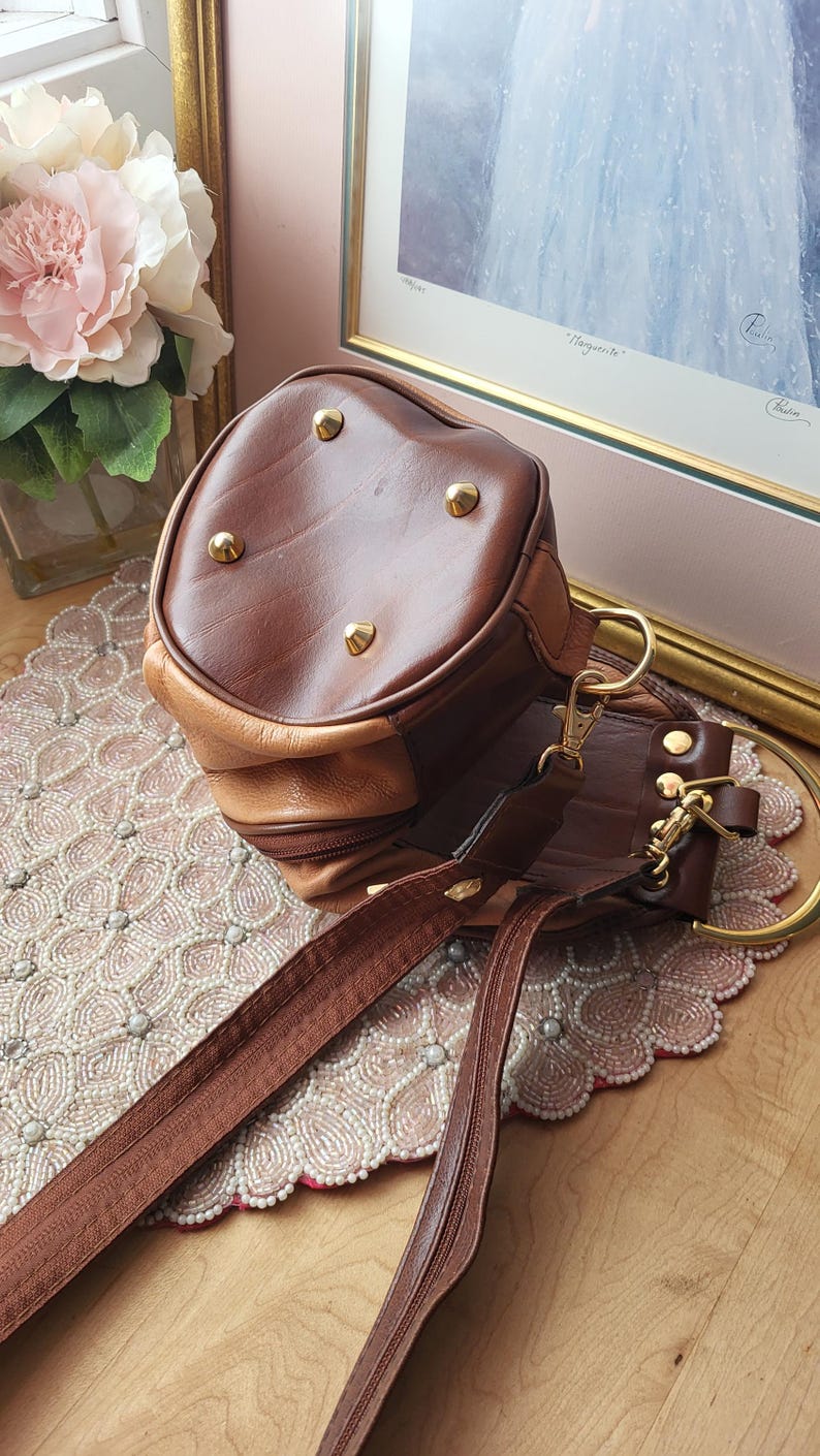 Vintage BackPack Valentino Di Paolo/Zaino. Valentino Di Paolo Fashion BackPack. Shoulder Bag Design. Brown BackPack. Shoulder Bag Leather. image 10