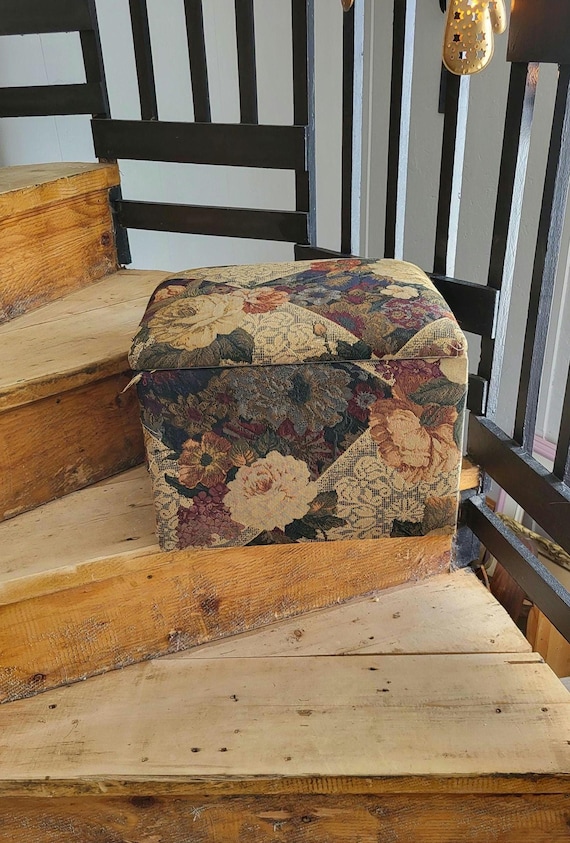 Vintage Retro Floral Needlepoint Ottoman. Beautiful Vintage Pouf. Storage Pouf. Home Decor.